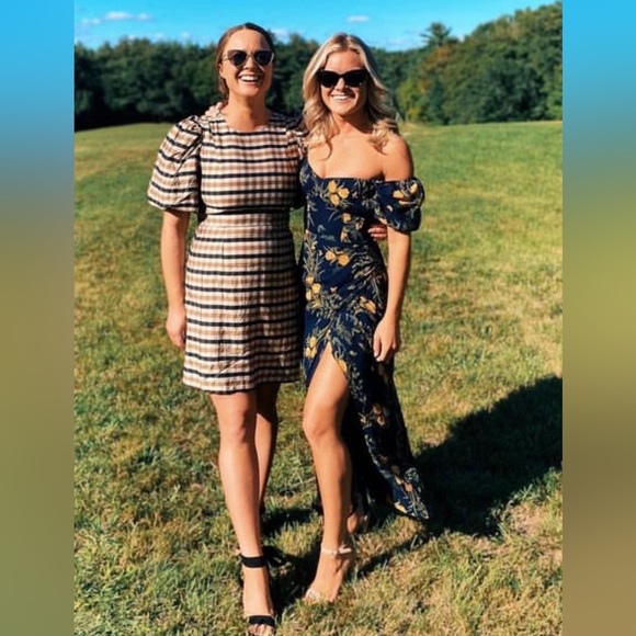 Reformation Short Sleeve floral midi size 0 - Picture 1 of 3